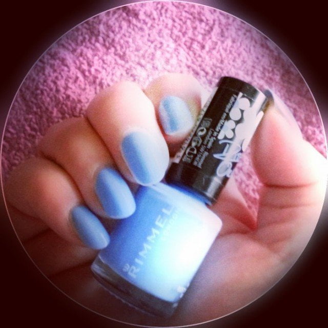 Keek op de week: Mosselen eten met de kaakchirurg in de draaimolen 2 nagellak_rimmel_ rita_ ora