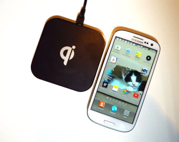 Handig! Een draadloze oplader voor mijn smartphone 6 draadloze oplader Handig! Een draadloze oplader voor mijn smartphone