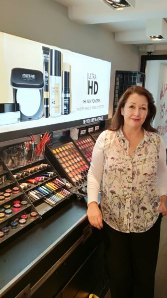 Mijn bezoek aan MAKE UP FOR EVER Amsterdam ( plus make-up review) 11 MAKE UP FOR EVER babs