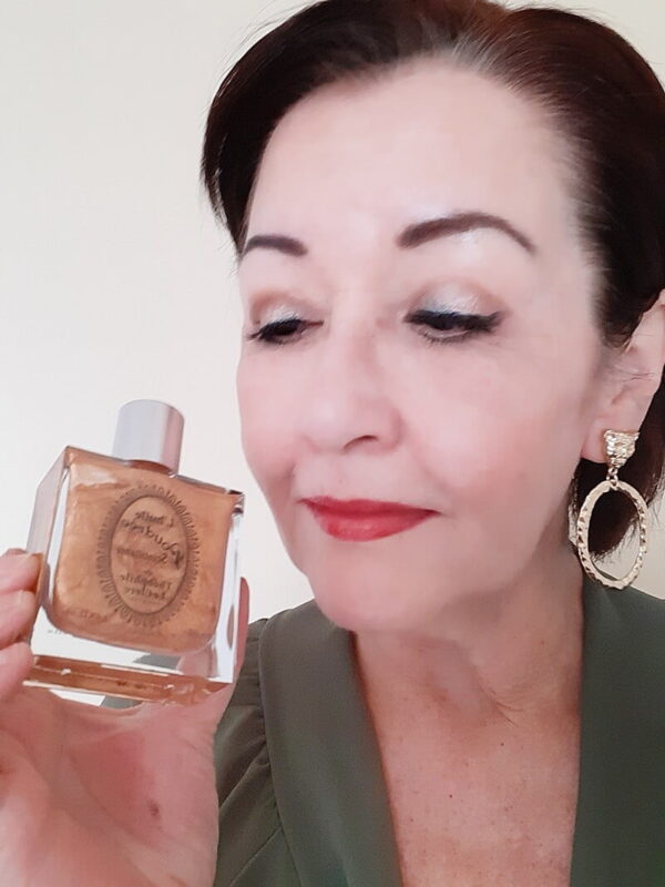 Review T. LeClerc L'Huile Poudrée Scintillante -The Shimmering Powder Oil 13 t. leclerc Review T. LeClerc L'Huile Poudrée Scintillante -The Shimmering Powder Oil