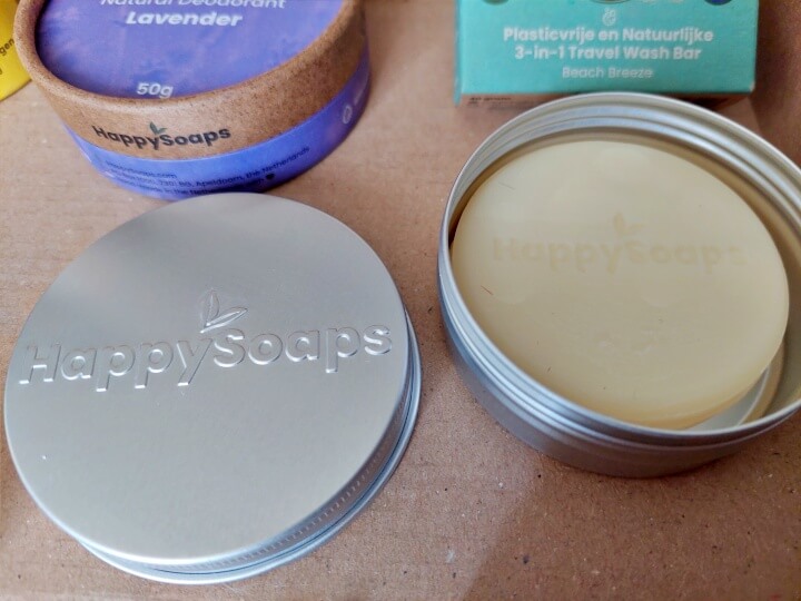 Op reis? Neem de 3-in-1 Travel Wash Bar, Anti-Insectenbar, Deodorant en Zonnebrandstick mee! 11 wash bar Op reis? Neem de 3-in-1 Travel Wash Bar, Anti-Insectenbar, Deodorant en Zonnebrandstick mee!