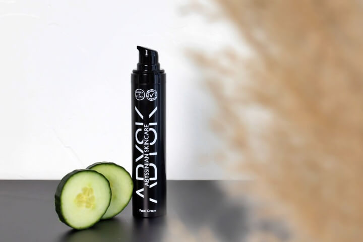Abysk Facial Cream (Prijswinnaar Dutch Beauty Awards!)- Review 13 Abysk Facial Cream sfeer 4