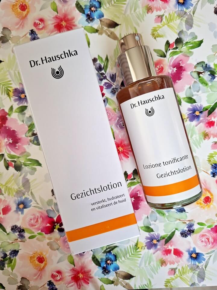 Dr. Hauschka Reinigingscrème, Gezichtslotion en Rozencrème- review 10 Dr. Hauschka Reinigingscrème, Gezichtslotion en Rozencrème- review 9 dr. hauschka Dr. Hauschka Reinigingscrème, Gezichtslotion en Rozencrème- review